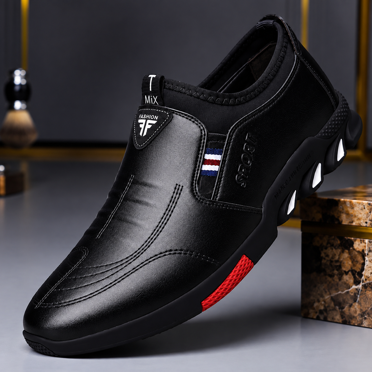 Elegant men's shoe Whiteh non-slip sole