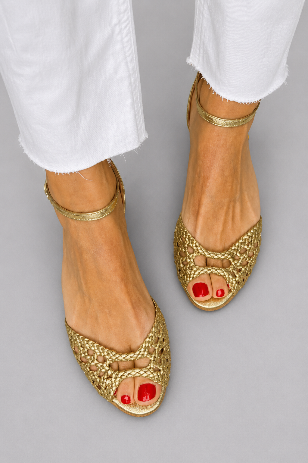 Sandali Con Cinturino Alla Caviglia