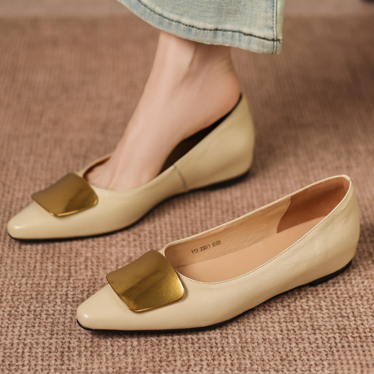 Lorea |  Leather Flats