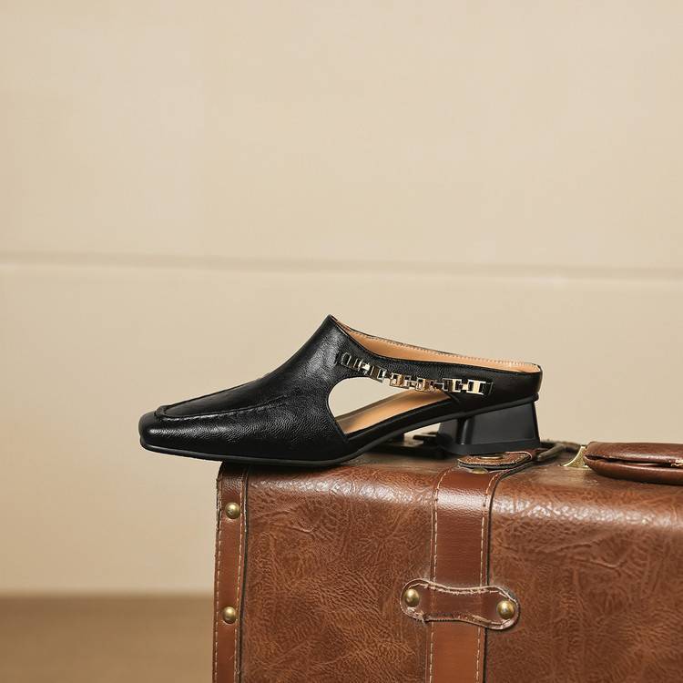 Vyla |  Leather Mules