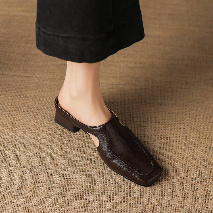 Vyla |  Leather Mules