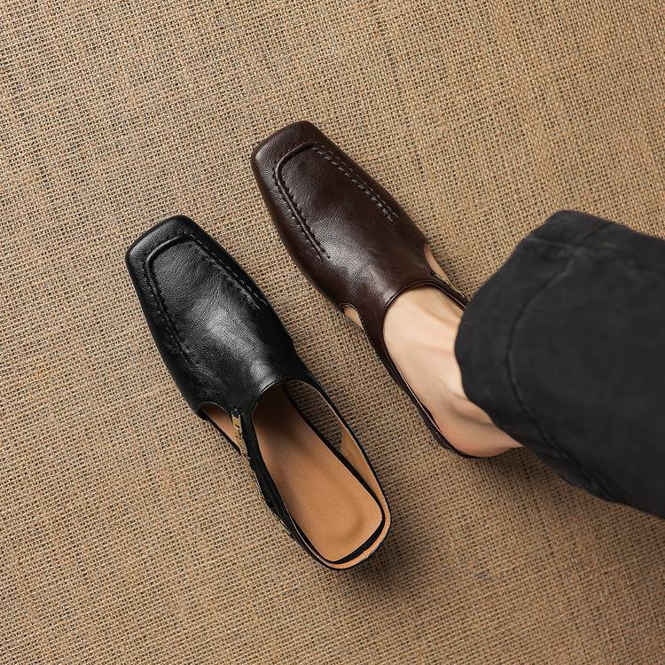 Vyla |  Leather Mules