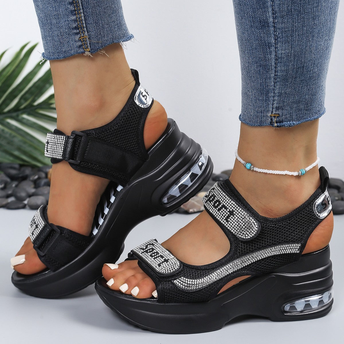 Eleganti sandali ortopedici da donna con plateau e cristalli
