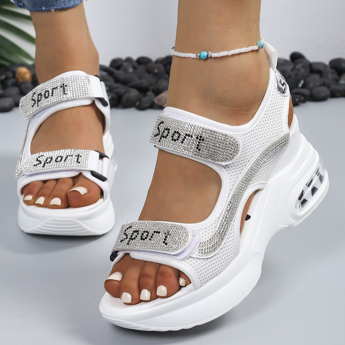 Eleganti sandali ortopedici da donna con plateau e cristalli