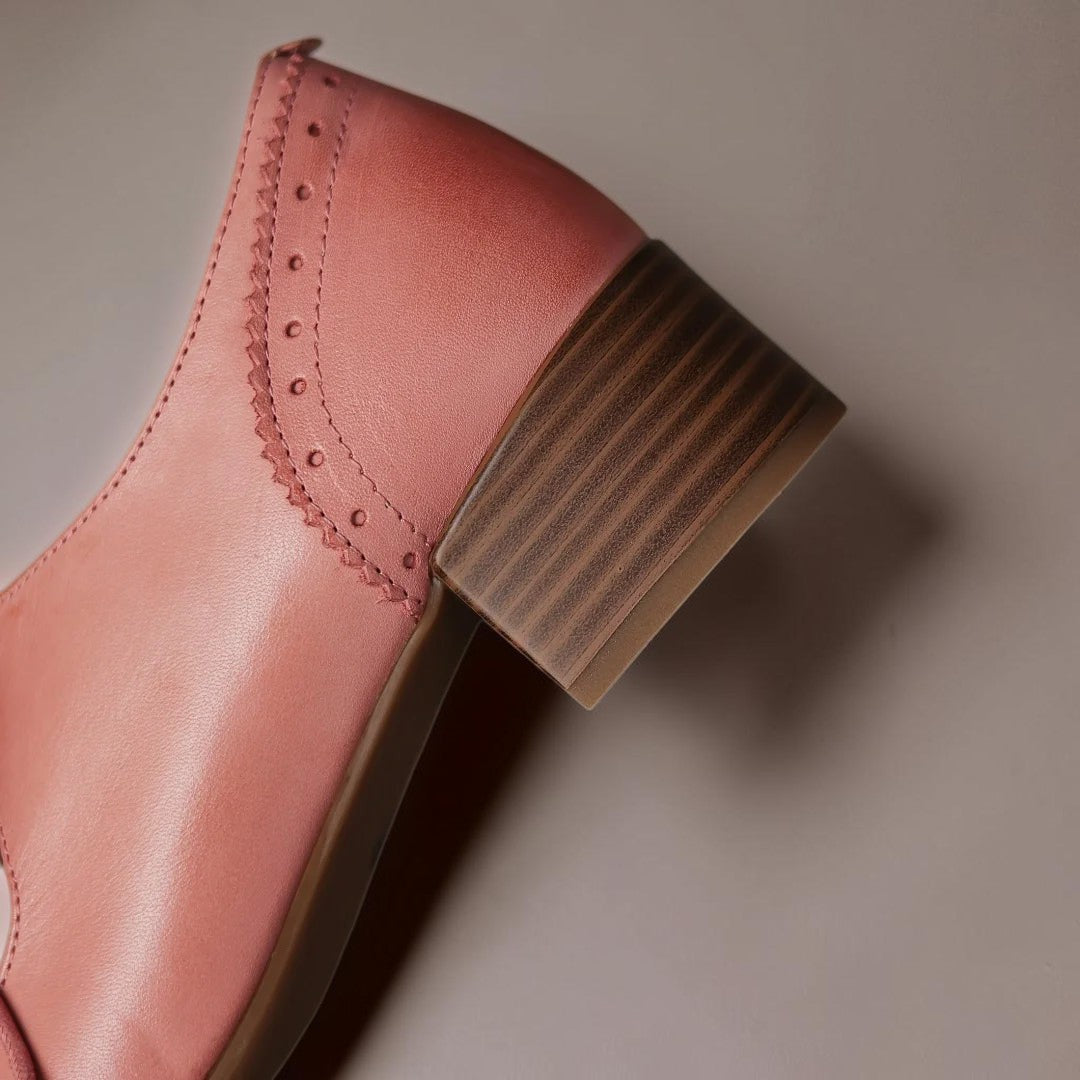 Amélie handcrafted leather derby