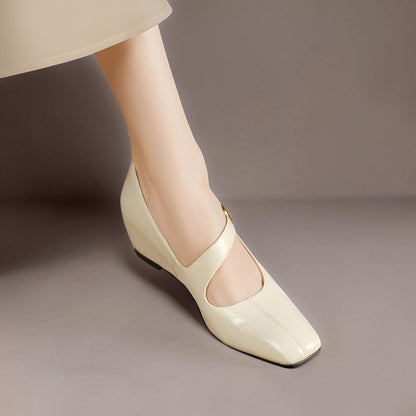 Scarpe Mary Jane in pelle con punta quadrata di Michèle